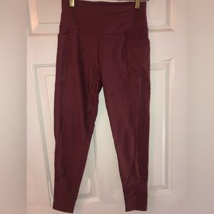 Victoria secret sport maroon with gold glitter leggings size xsmall